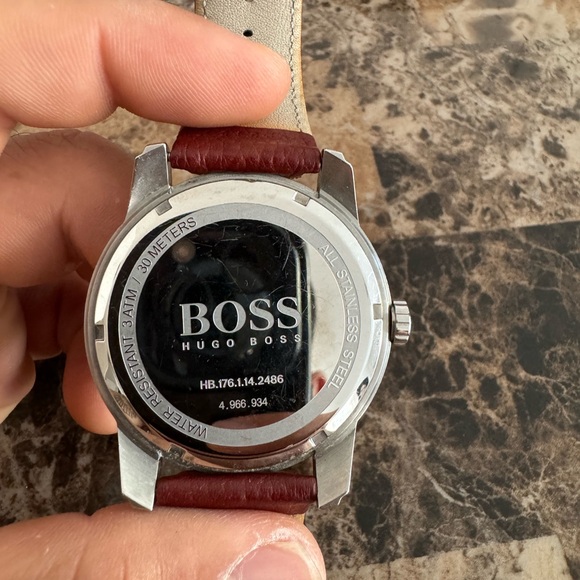 Hugo Boss Classic Silver Colored/ Leather 44mm - Picture 4 of 8
